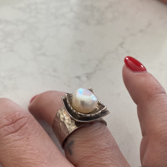Silpada Pearl Ring - Picture 3 of 3